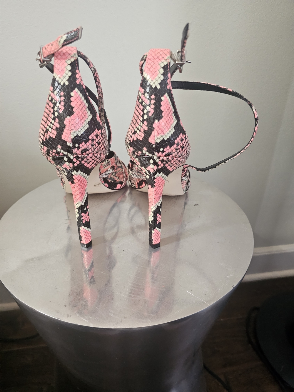 Jessica Simpson Pink Snakeskin Strappy Heels – Size 10 – New Without Box - Picture 4 of 6